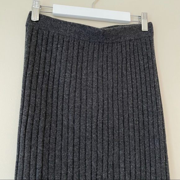 Club Monaco skirt - Picture 5 of 5